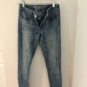 American Eagle skinny jeans